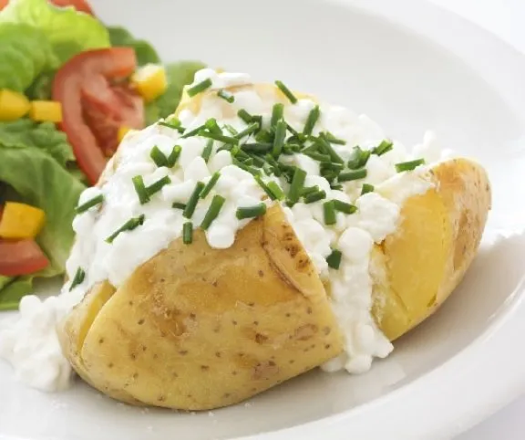 Héjában sült burgonya sajtkrémmel recept