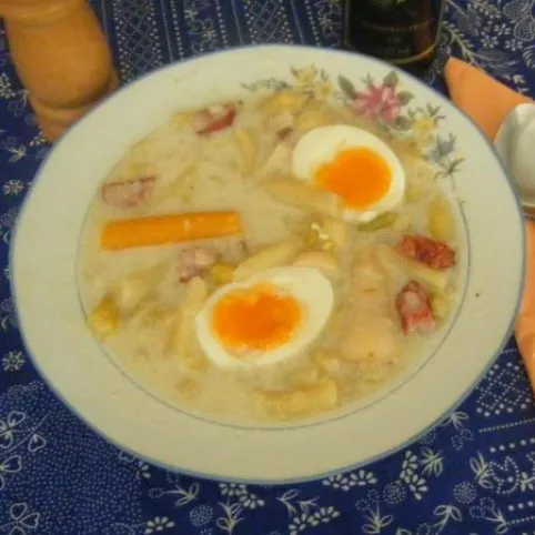 Zöldbableves almával és füstölt bordaporccal recept