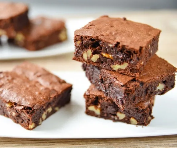 Diós brownie szupergyorsan, kakaóporral recept