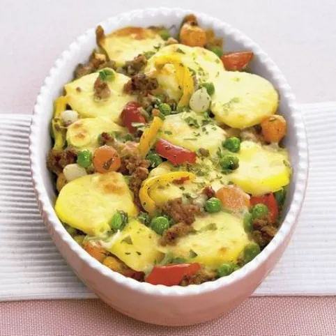 Zöldséges-húsos egytál csőben sütve recept