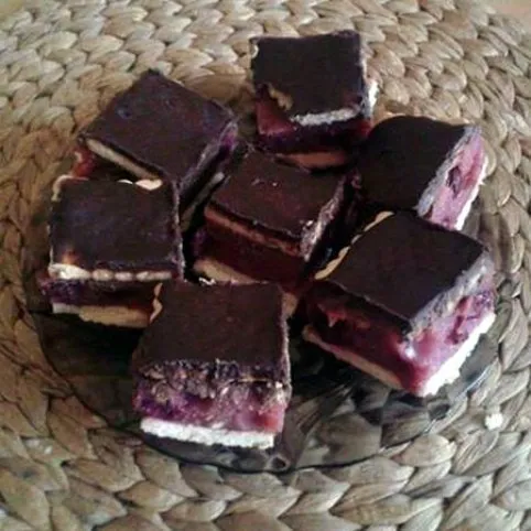 Meggyes-kekszes süti recept