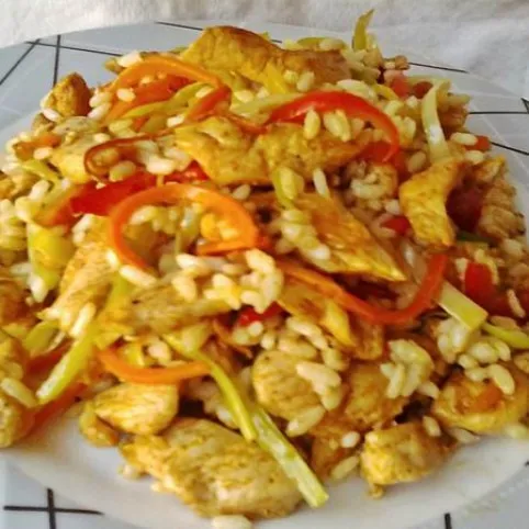 Rizses csirke keleti hangulatban recept