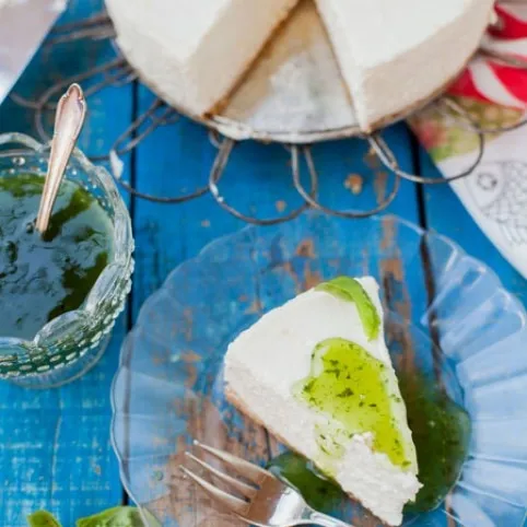 Citromos-túrós sajttorta bazsalikom öntettel recept
