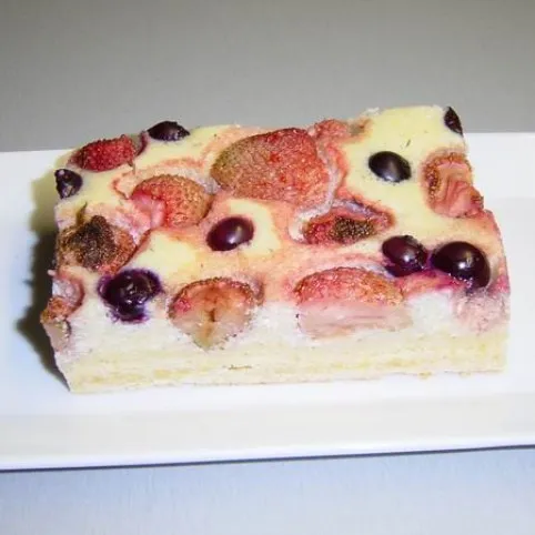 Epres-áfonyás-túrós süti kaporral recept