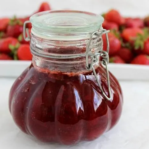 Fűszeres eperdzsem recept