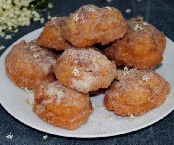 Bodzafánk fahéjas porcukorba hempergetve recept