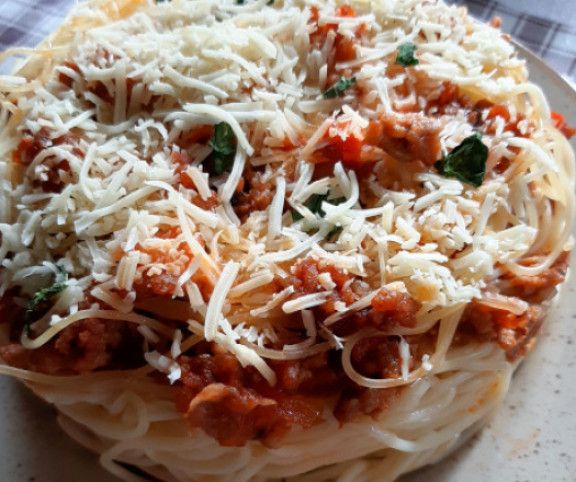 Spagetti bolognese torta recept