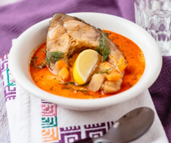 Korhely halászlé recept