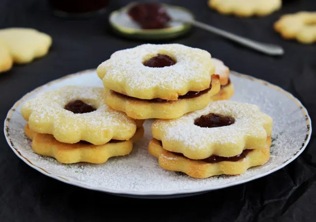 Gluténmentes lekváros linzer