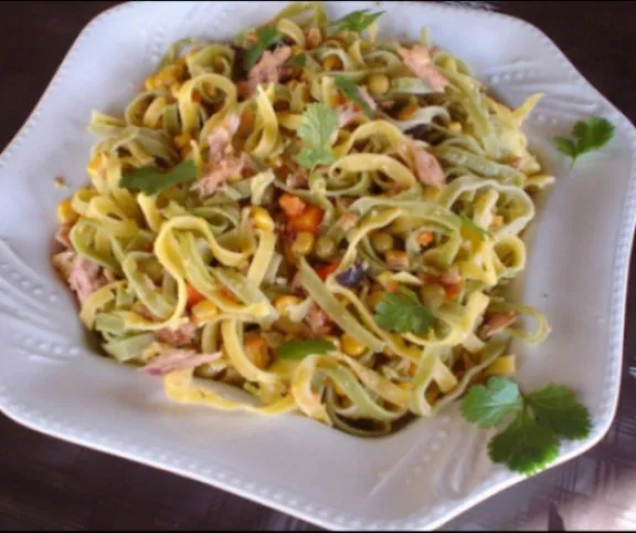 Tonhalas tésztasaláta egyszerűen recept