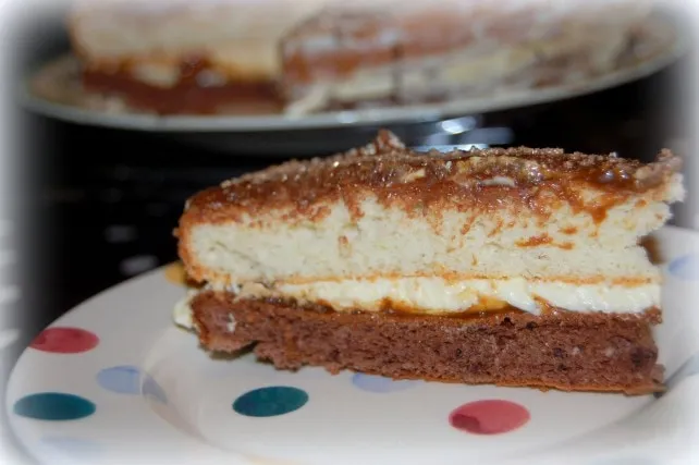 Mennyei vajkrémes karamelltorta recept