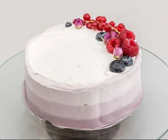 Ide süss! Gyümölcsös ombre torta Leától recept