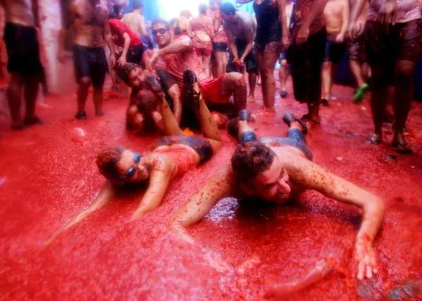 Ilyen a Tomatina...