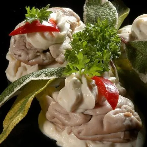 Velőrózsák rokfortkrémmel recept