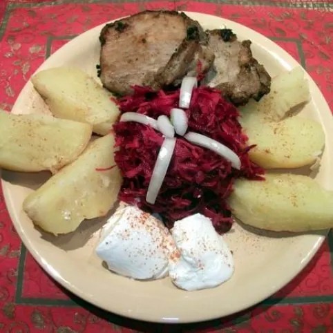 Sült karaj céklasalátával recept