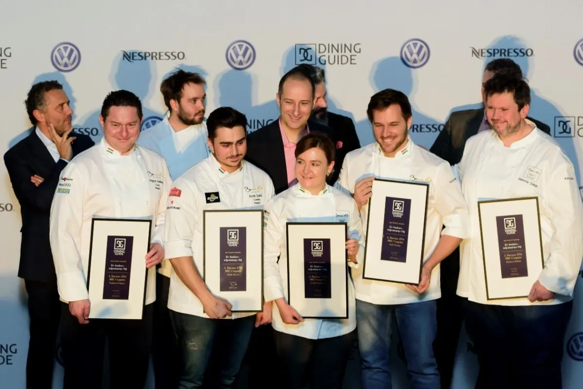 K&H private banking-Év Szakácsteljesítménye Díj: a Bocuse d'Or 2017-es magyar csapata – Széll Tamás, Szulló Szabina, Hamvas Zoltán, Szabó Kevin és Vomberg Frigyes 