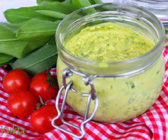 Pikáns medvehagymás tojáskrém  recept