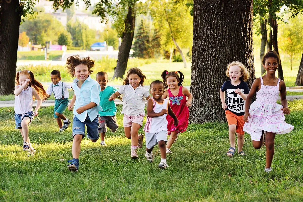 Május 28-án vasárnap lesz gyereknap, ha tehetjük, szervezzünk szabadtéri programot /Fotó: Shutterstock