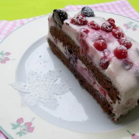 Erdei gyümölcsös hasábtorta recept