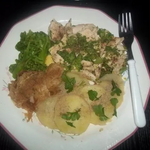 Fehérboros csirkemell párolt zöldségekkel recept