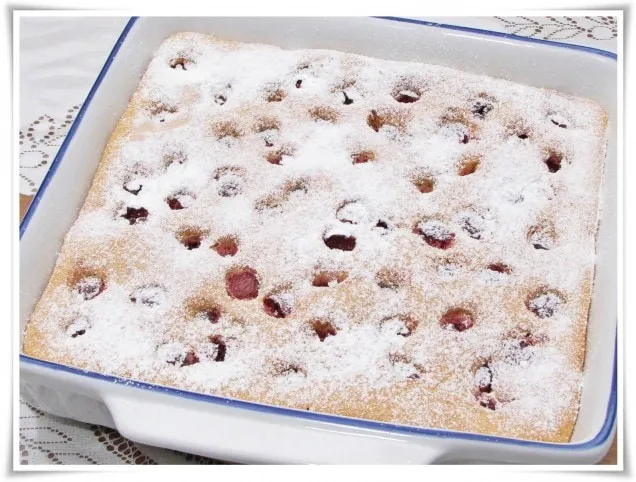 Négytojásos meggyes "dobálós" piskóta (diétás recept) recept