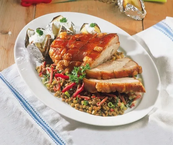 Malacsült forró lencsesalátával recept