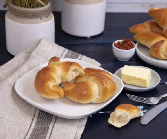Töltött sós kifli és stangli - Szabi, a pék receptje recept