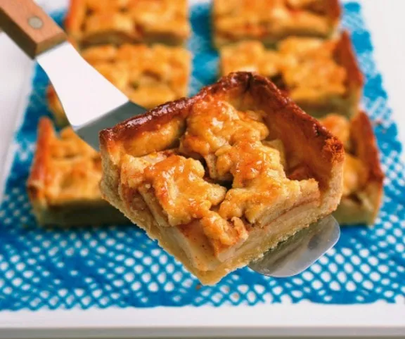 Almás pite baracklekvárral recept