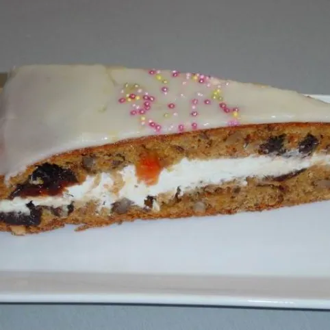 Répatorta sok aszalt gyümölccsel, citrusos mascarpone krémmel recept