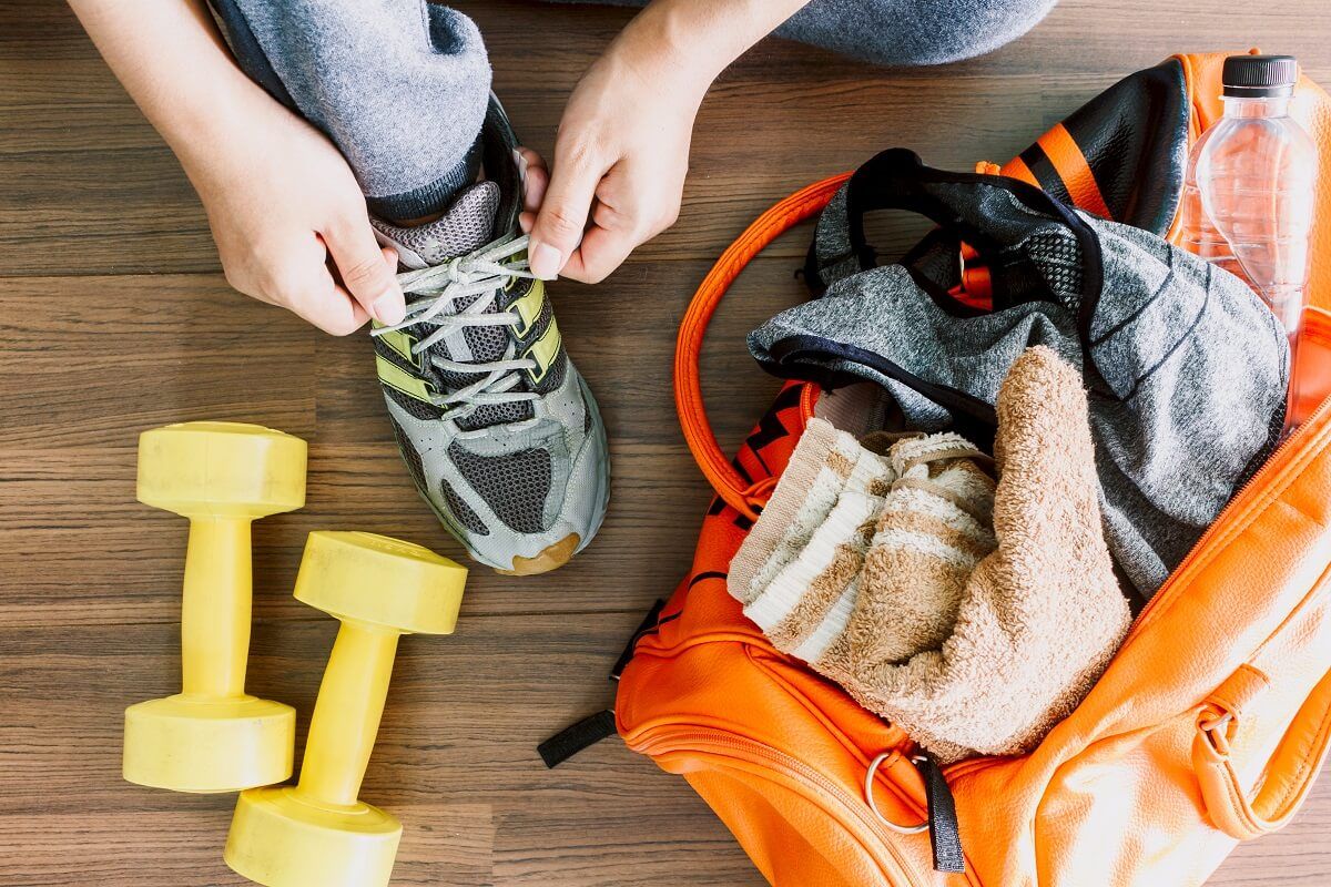 A testünkön élő baktériumok okozzák a ruhák kellemetlen szagát /Fotó: Shutterstock