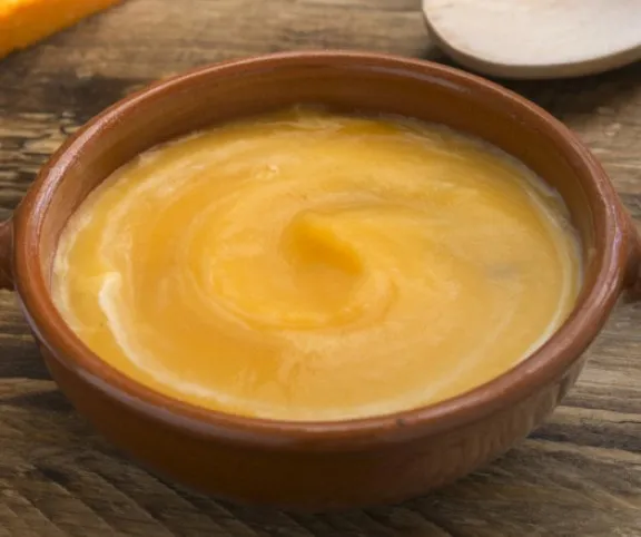 Gyömbéres-répás sütőtökkrémleves recept
