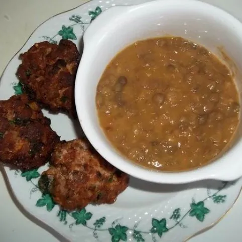 Lencsefőzelék fasírttal recept