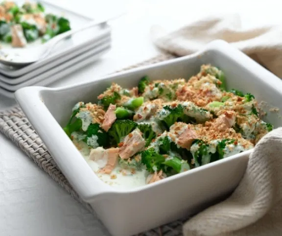 Csőben brokkoli tonhallal recept