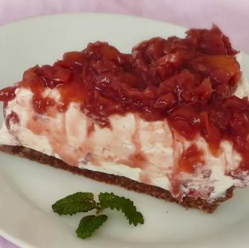 Sajttorta cseresznyedzsemmel recept