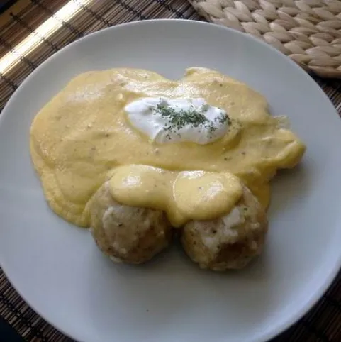 Vadas marhaszelet zsemlegombóccal recept