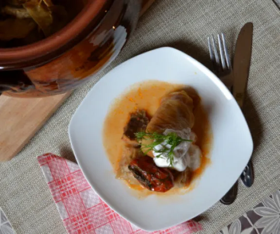Töltött káposzta cserépedényben recept