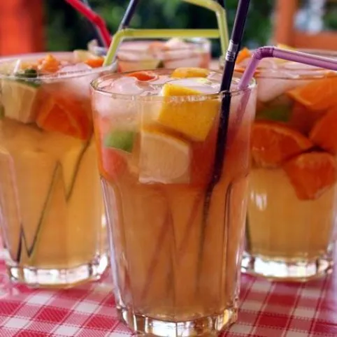 Szőlős limonádé citrusokkal recept