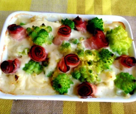 Baconös-sajtos rakott pagodakarfiol recept