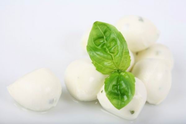 Mozzarella, a leglágyabb sajtgolyó