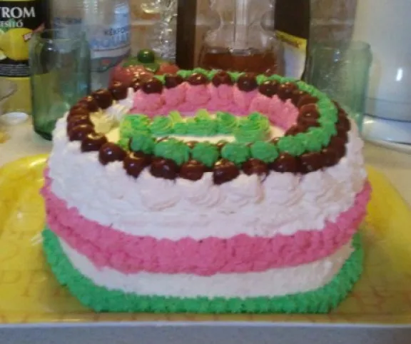 Feketeerdő-torta Haidy konyhájából recept