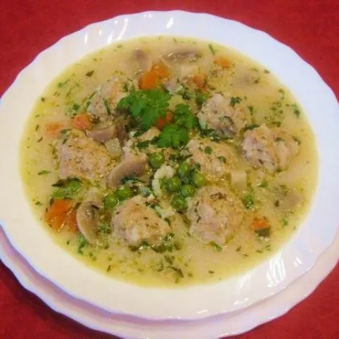 Zöldségleves kapros húsgombóccal recept