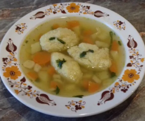 Zöldségleves grízgaluskával recept