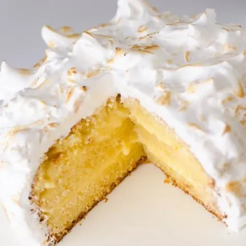 Citromtorta sült pillecukor-habbal recept