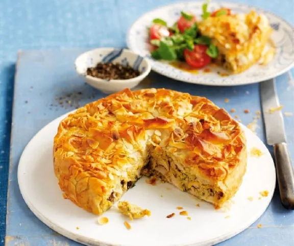 Marokkói pikáns csirkés pite recept