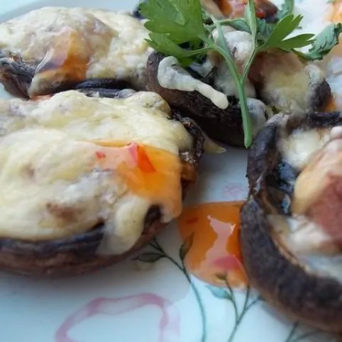 Gombafejek kacsamájpástétommal recept