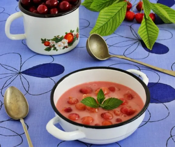 Cseresznyekrémleves recept