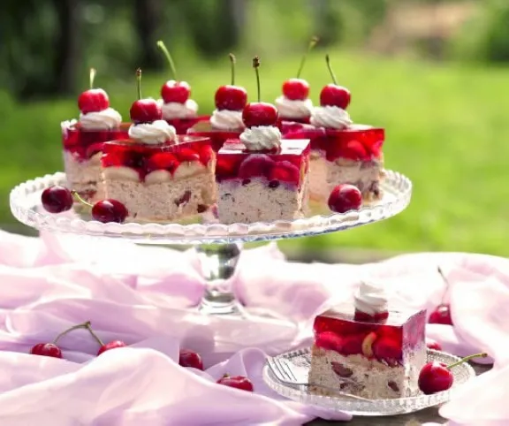 Cseresznyés-kekszes sütemény recept