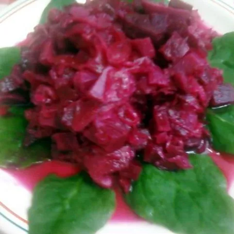 Csemege céklasaláta vinaigrette-mártással recept