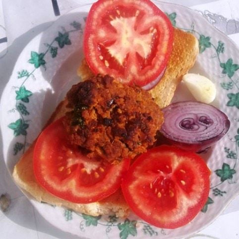 Bruschetta csípős petrezselymes tofufasírttal  recept