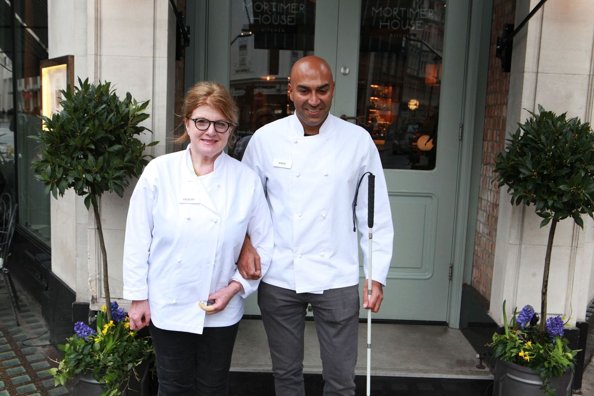 Amar Latif és Felicity Montagu /Fotó: Twitter